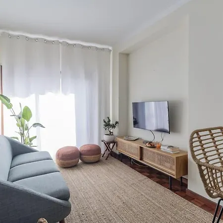 Comfy Apartment In City Center Porto Exterior photo